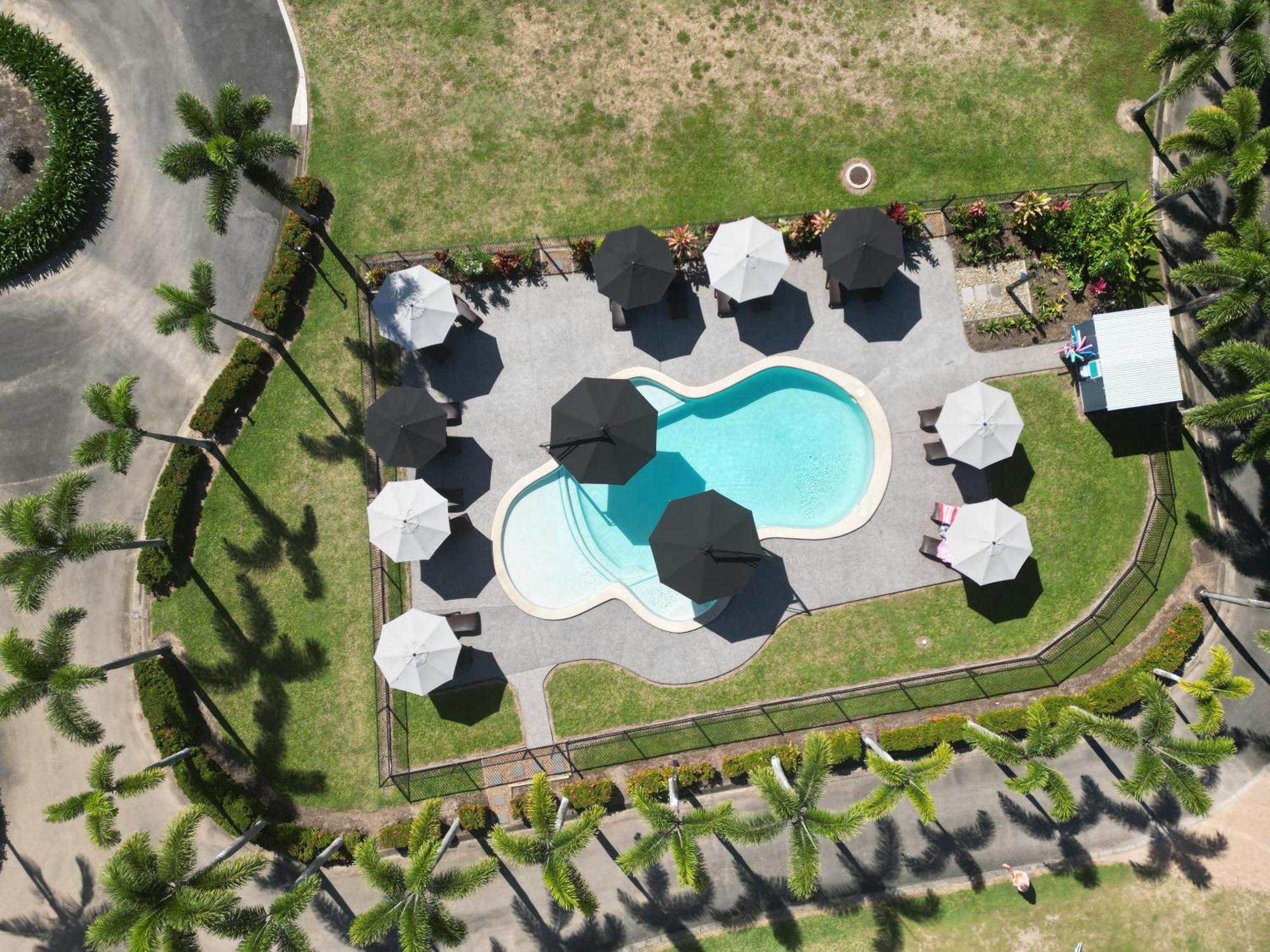 Bali Hai Child Free Holiday Park Мишен-Бич Экстерьер фото